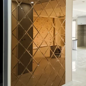 راهرو شیشه ای
